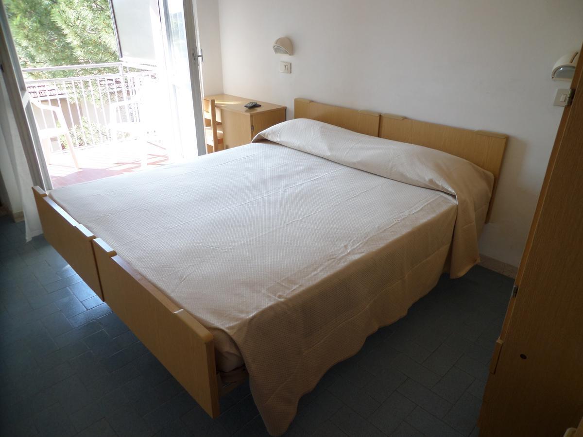 Hotel Savini Rimini Buitenkant foto