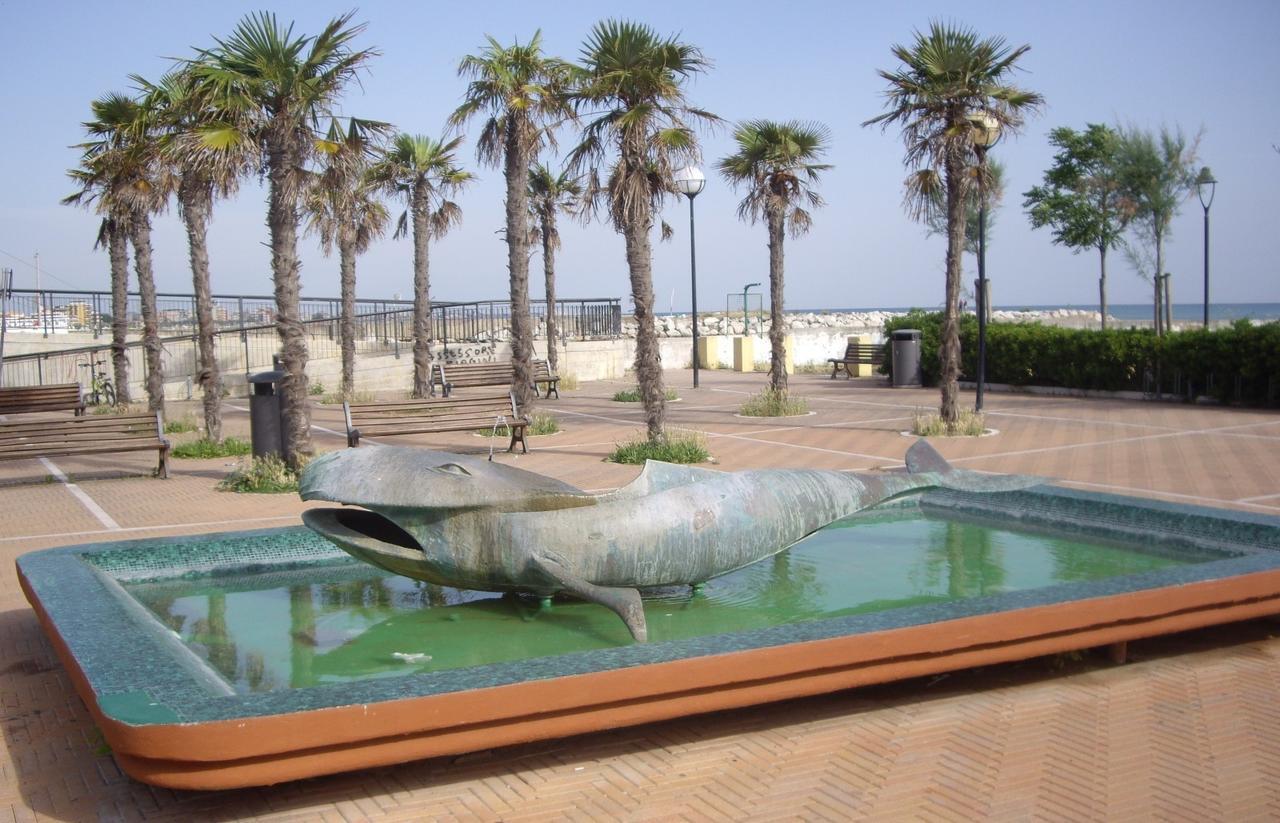 Hotel Savini Rimini Buitenkant foto